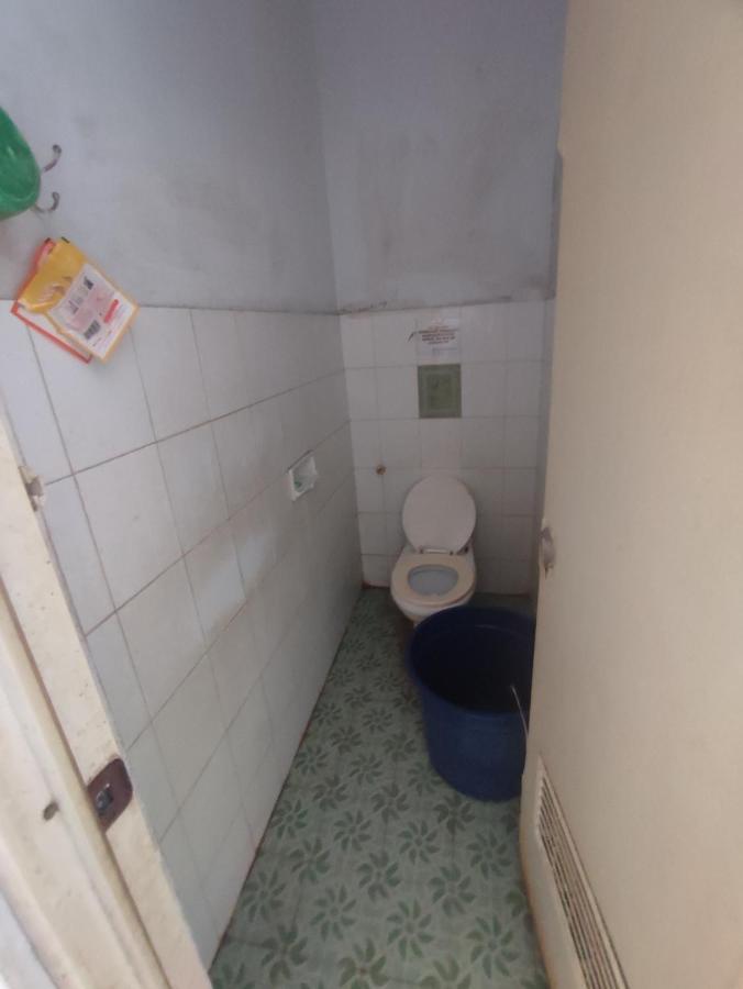 Oyo 90865 Hotel Kusuma Purwakarta Karawang Exteriér fotografie